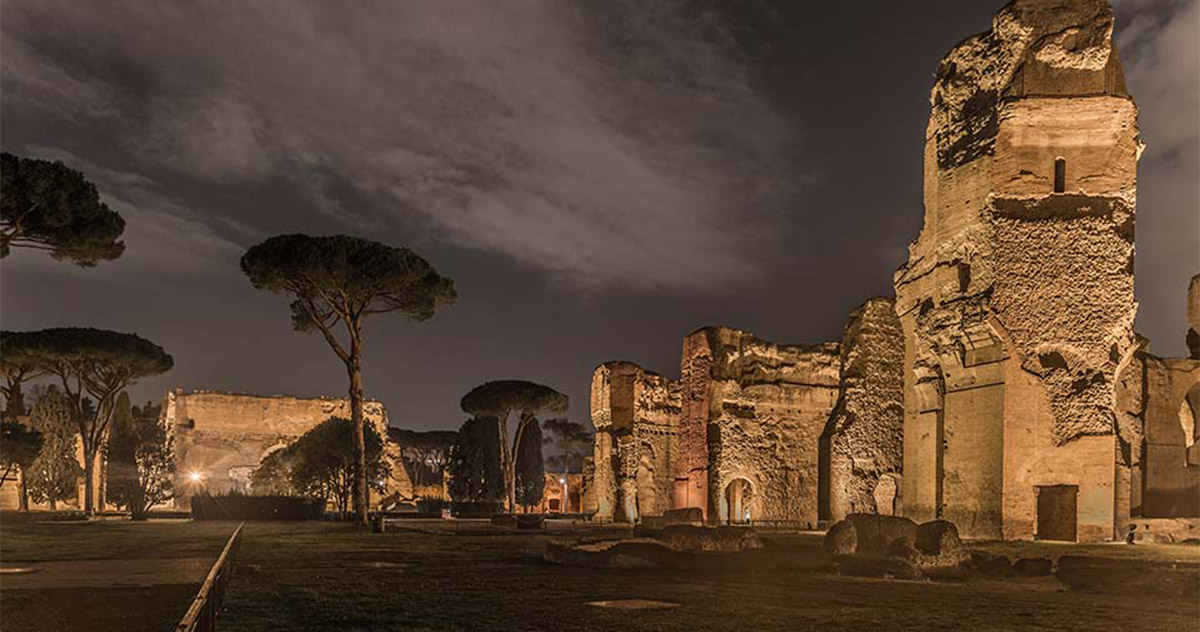 Terme di Caracalla. Notturni d’estate. Soprintendenza Speciale di Roma. Foto di Enzo Giovinazzo.